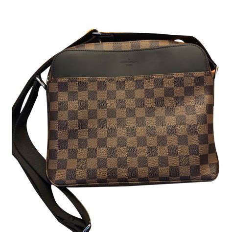 sacs louis vuitton homme|sac bandouliere louis vuitton.